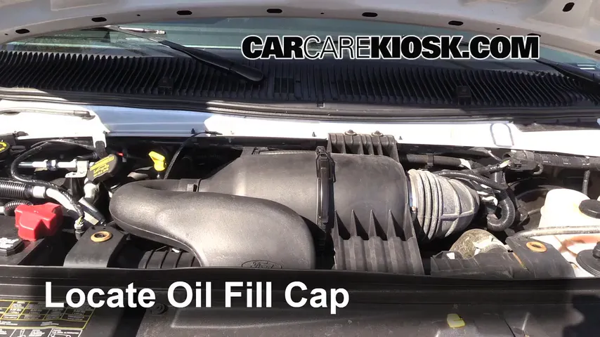2013 Ford E-350 Super Duty XLT 5.4L V8 FlexFuel Standard Passenger Van Oil